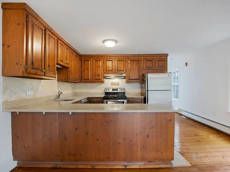 266 Main St #2L — Photo 7