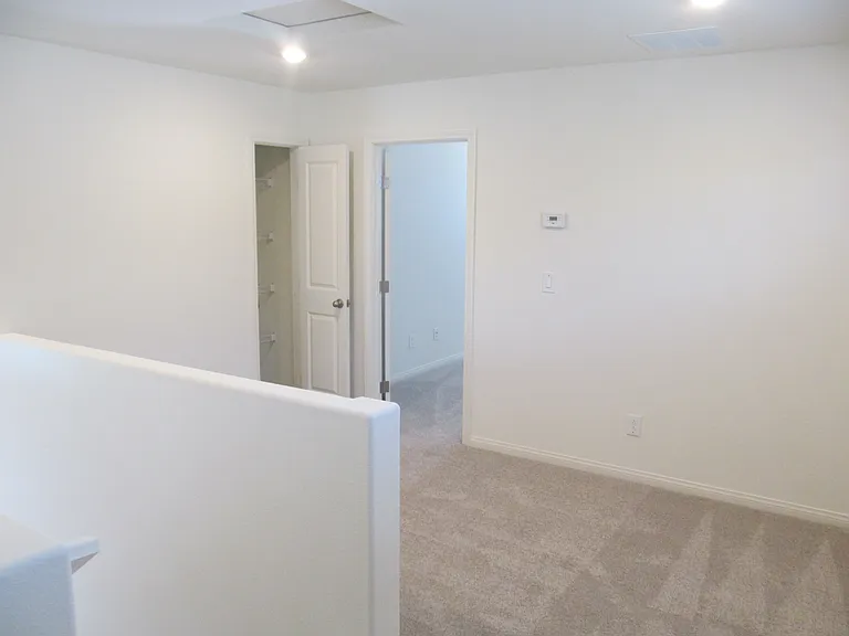 8110 Oakwood Bend Ave — Photo 16