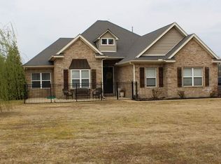 101 Meritt Cv, Marion, AR 72364