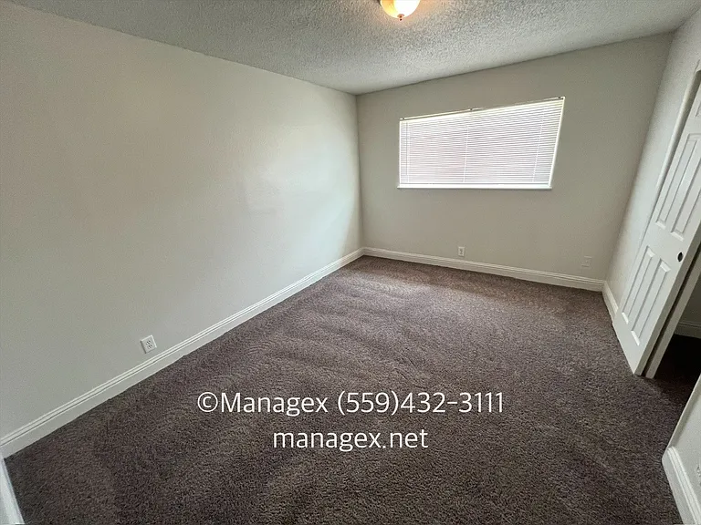 5208 N Angus St — Photo 9