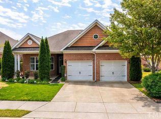 7 Hayden Pond Ln, Chapel Hill, NC 27517