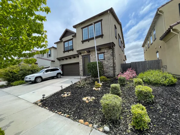 271 Cobalt Dr, Hollister, CA 95023