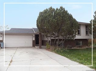 2823 Foothills Rd, Cheyenne, WY 82009