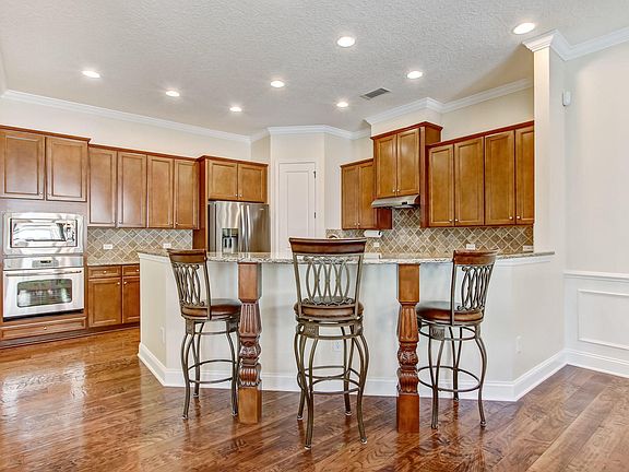 3rd image of 3840 Catania Pl