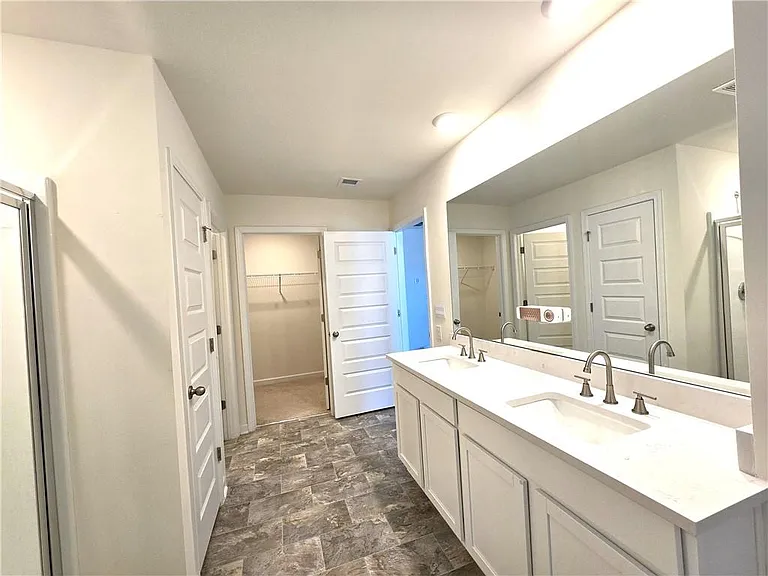 1936 Waycross Ln — Photo 22
