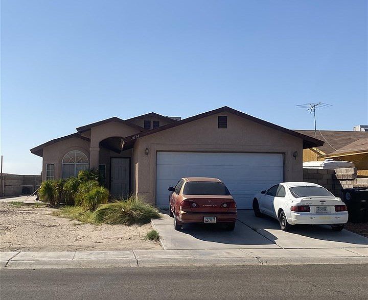 1st image of 1614 N 9th Ave