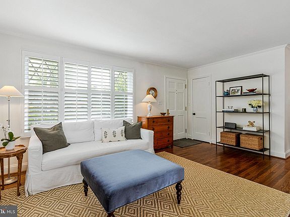 4th image of 5006 Cushing Dr