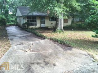 745 Jeb Stuart Dr, Jonesboro, GA 30238