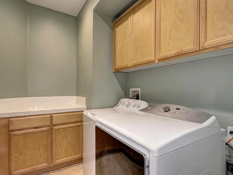 1817 Redondo Rd — Photo 34