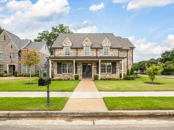 1385 Belfair Dr, Collierville, TN 38017