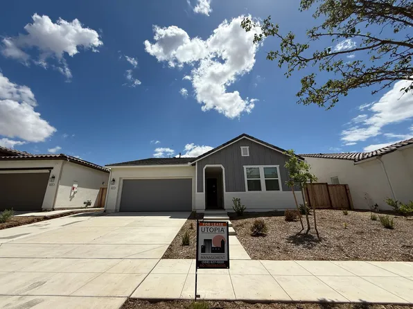 632 Rock Crest Ave, Madera, CA 93636