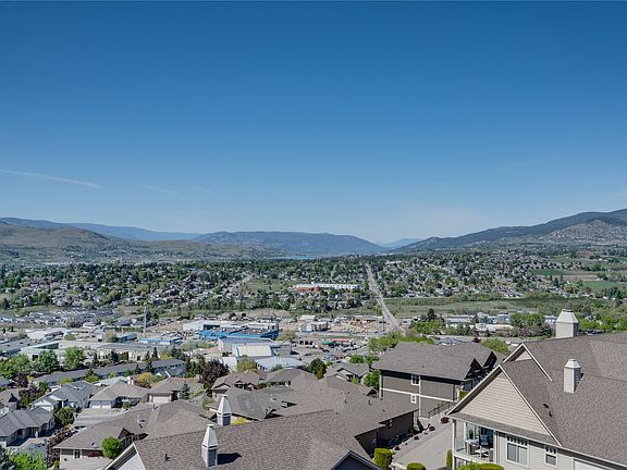 2nd image of 1050 Mount Revelstoke Pl #4