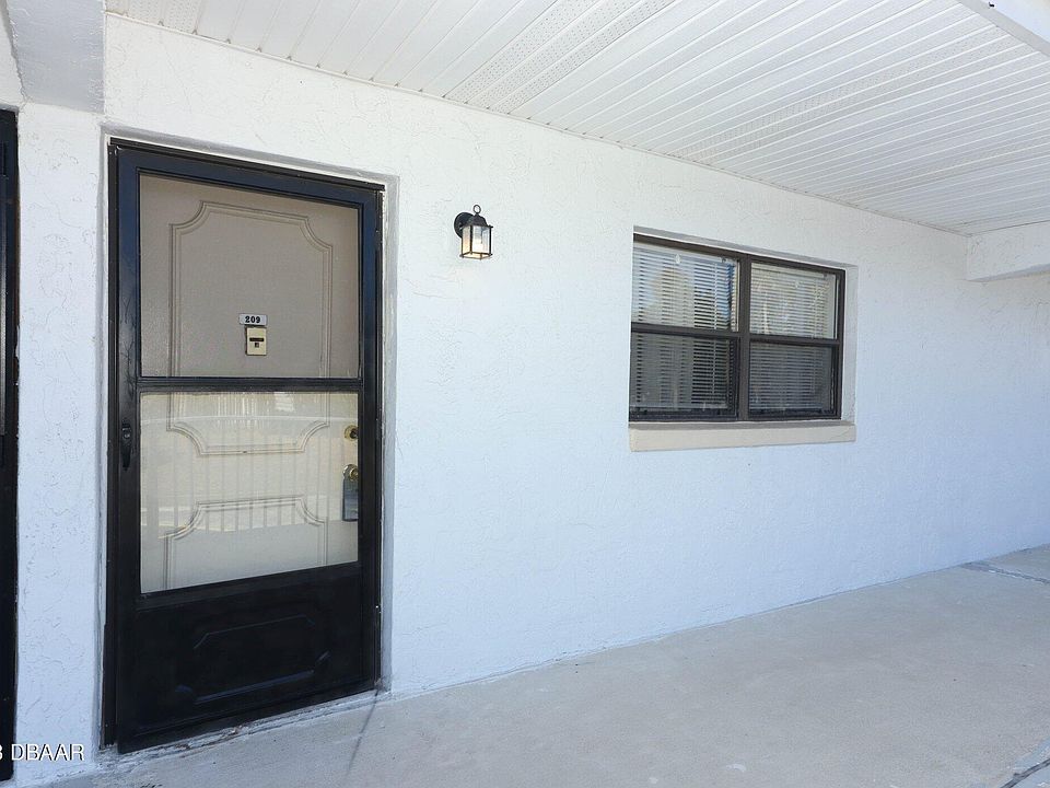 1st image of 1504 Virginia Ave APT 209