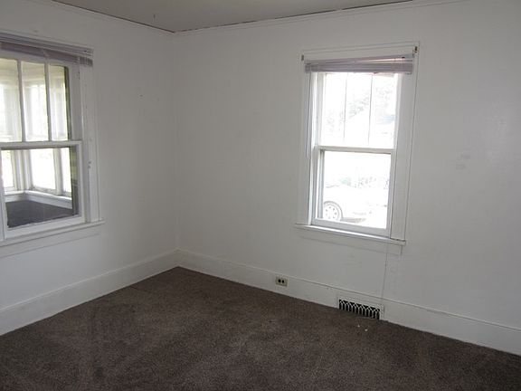 4th image of 1830 Van Evera Ave