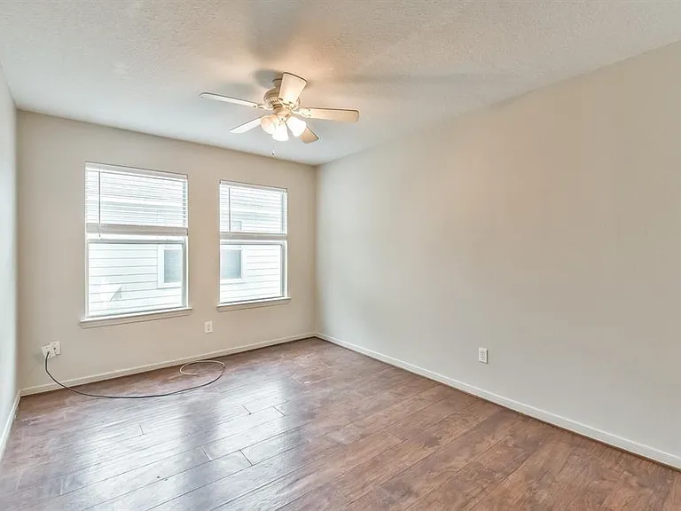 9845 Youpon Ridge Way — Photo 8