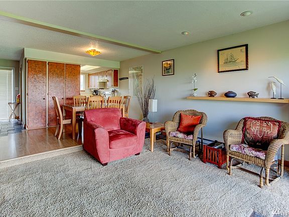 3rd image of 33611 G St