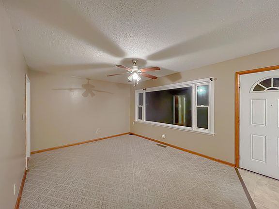 3rd image of 210 Stanley Dr