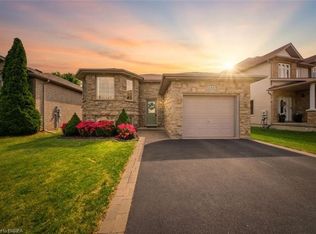 151 McGuiness Dr, Brantford, ON N3T 0B4