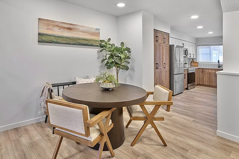 2 bed, 1.5 bath, 1000 sqft, $1,650 — Photo 4