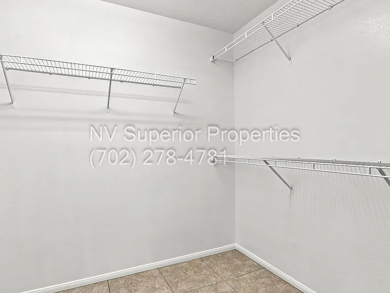 3876 Waynesvill St — Photo 34