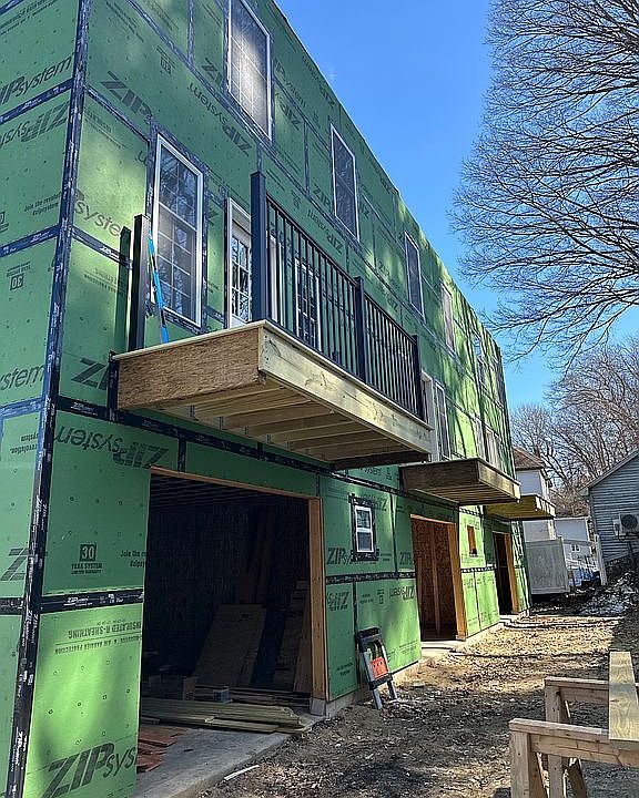 2nd image of 298 Front St #3