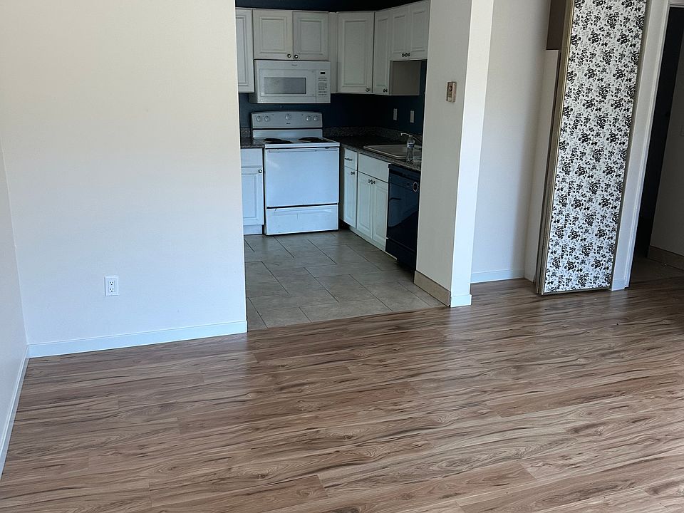 Family room & kitchen
