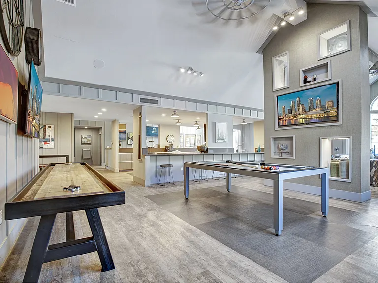 Beaumont Grand Apartment Homes — Photo 11