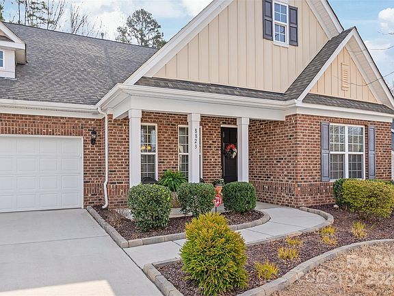 2nd image of 8823 Bur Ln