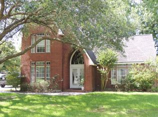 7610 Raintree Ln, Orange, TX 77630