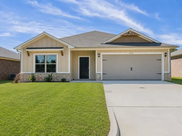 1429 Santa Cruz Dr, Longview, TX 75601