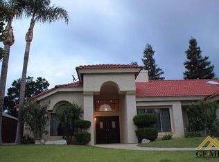 2620 Oak Grove St, Bakersfield, CA 93311