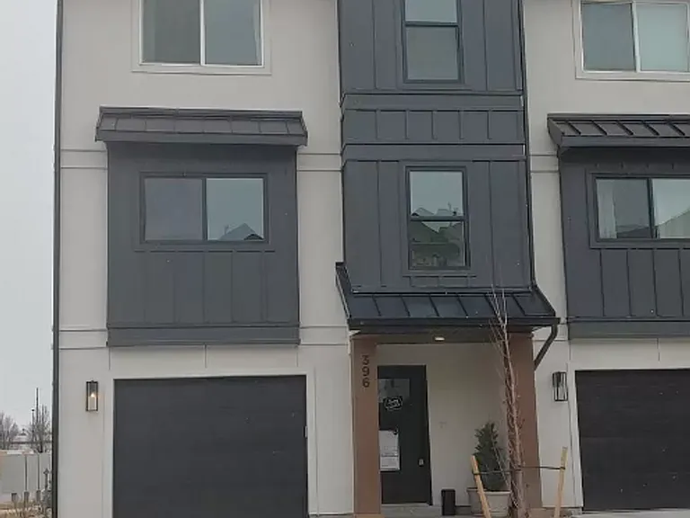 605 E 360 S — Photo 1