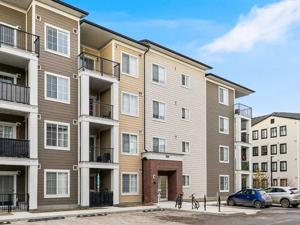 151 S Legacy Main St SE #8403, Calgary, AB T2X 4A4