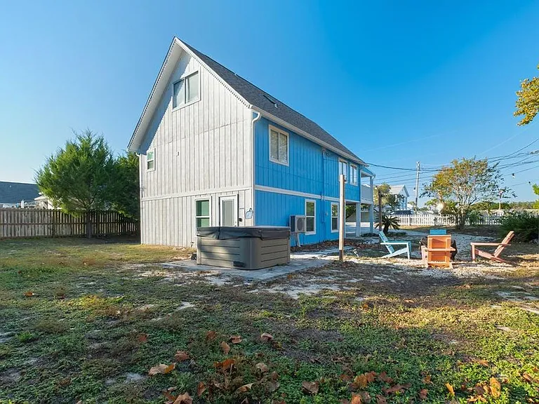 22103 Lakeview Dr #ID1447140P — Photo 10