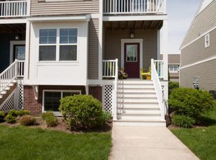 4317 Stratton Blvd SE, Kentwood, MI