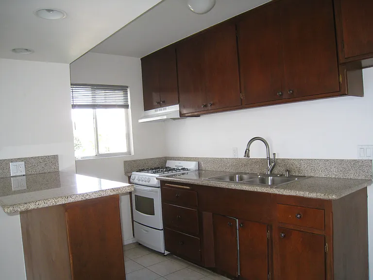 112 Avenida Pelayo #6 — Photo 5