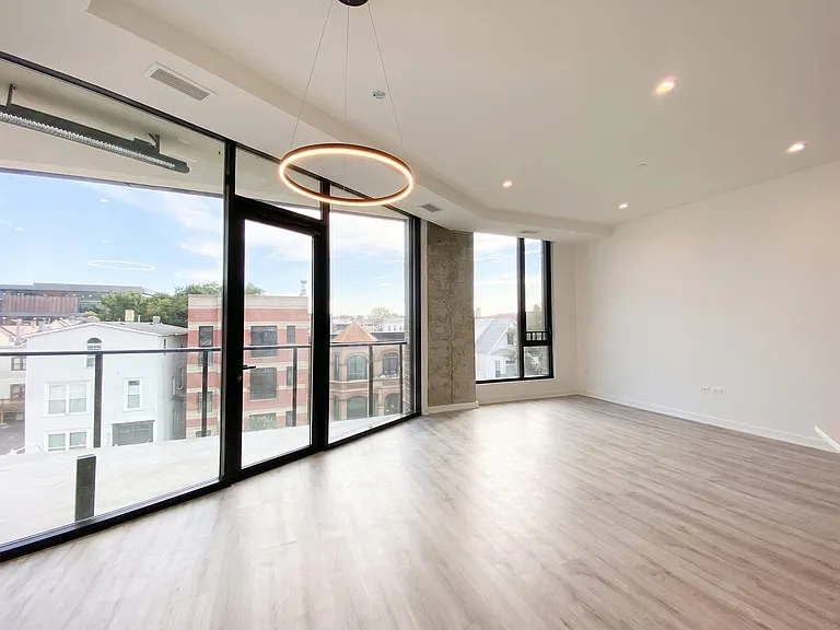 1118 W Patterson Ave — Photo 15