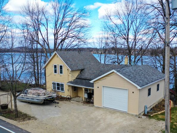 Long Lake 53010 Real Estate 2 Homes For Sale Zillow