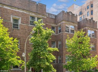 547 W Surf St APT 1, Chicago, IL 60657