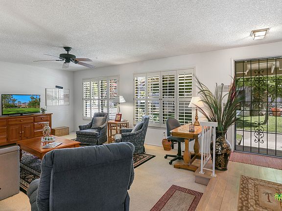 4th image of 6105 Montecito Dr Unit 2