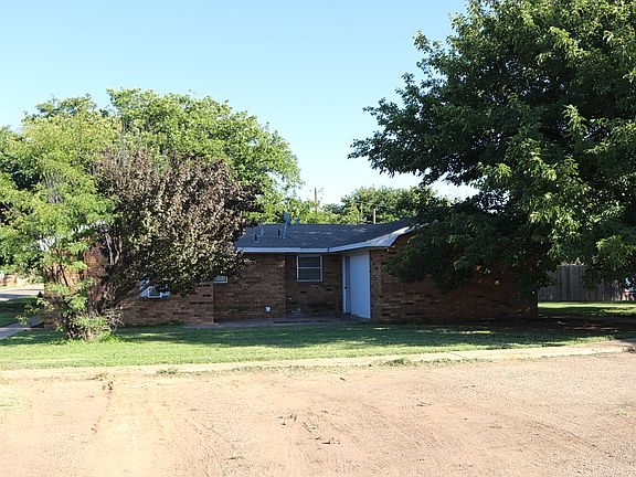 4th image of 202 Cypress St
