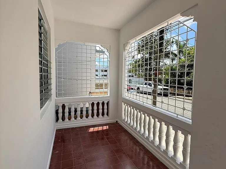 513 Calle Barbe #1 — Photo 2