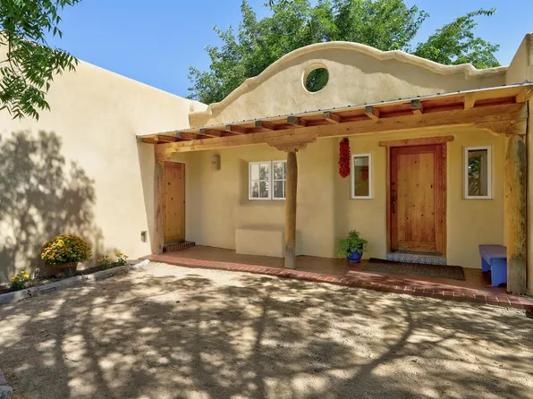 5710 Guadalupe Trl NW, Albuquerque, NM 87107