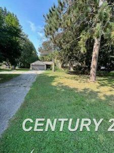 8175 N Clio Rd, Mount Morris, MI, 48458