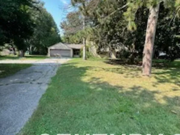 8175 N Clio Rd, Mount Morris, MI 48458