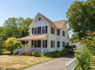 13 Waterside Ln, Clinton, CT 06413