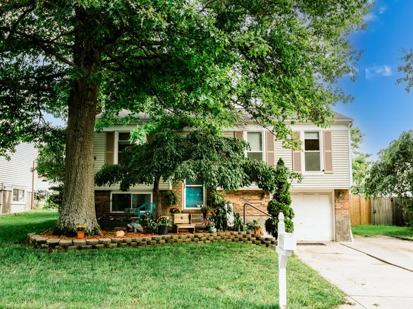 1517 Woodside Dr, Florence, KY 41042