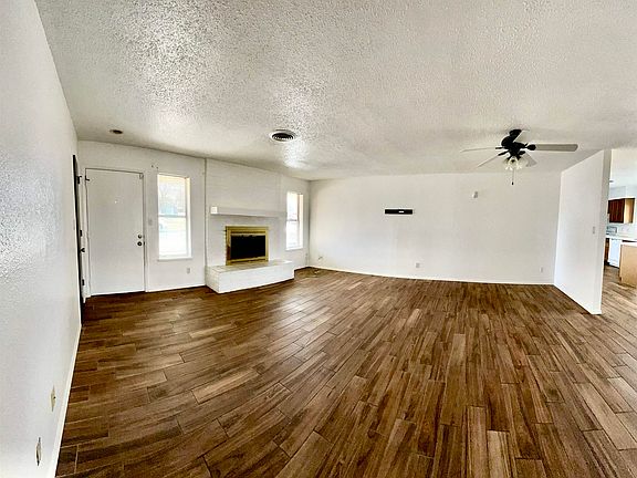 4th image of 607 Fulkerson Dr