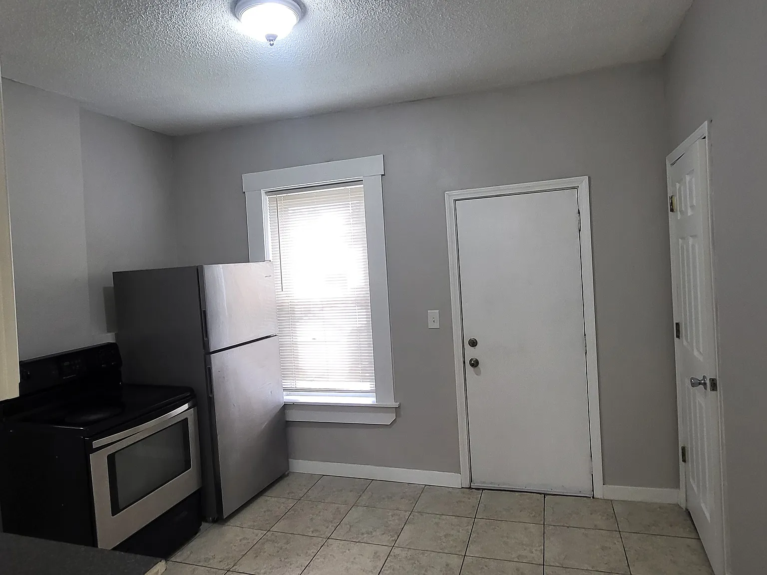 1 bed, 650 sqft, $825 — Photo 4