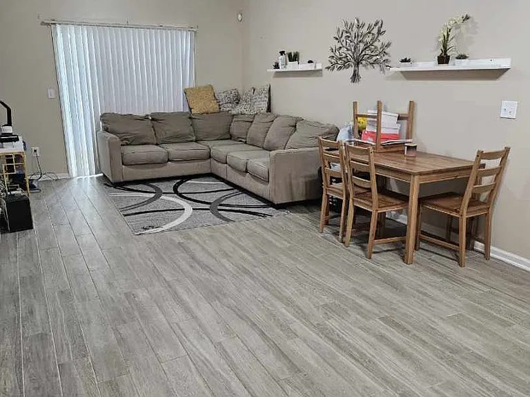 8200 White Falls Blvd #103 — Photo 3